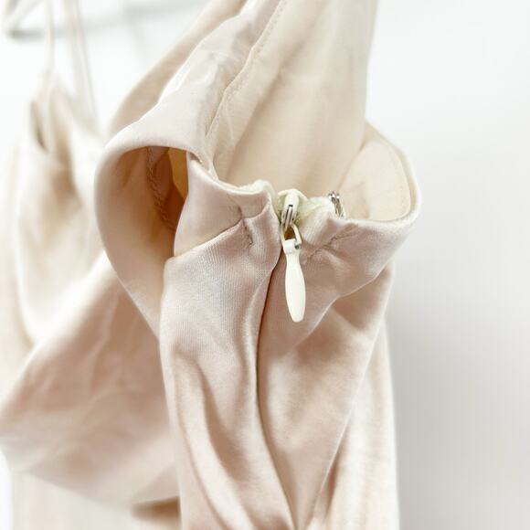 NWT Selfie Leslie Coquette Well Verse Pleated Bust Front Split Slip Dress Size L - Picture 9 of 13